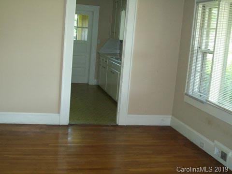 401 Oakland Ave, Drexel, NC 28619 photo 5