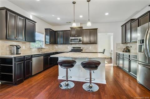 2030 Topaz Plz, Davidson, NC 28036 photo 3