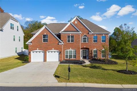 2030 Topaz Plz, Davidson, NC 28036 photo 1