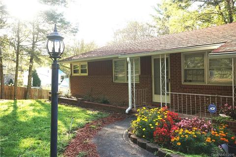 96 Laurel Ave, Spruce Pine, NC 28777 photo 1