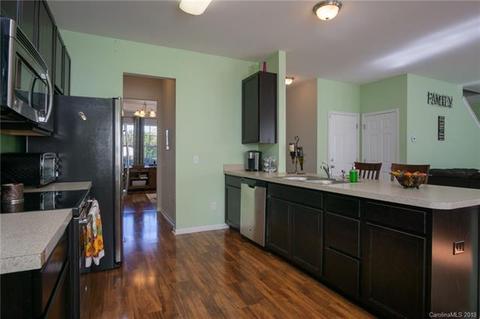 2049 Roscommon Dr, Clover, SC 29710 photo 12