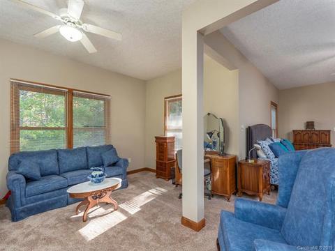 77 Dye Leaf Rd, Fairview, NC 28730 photo 15