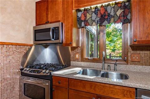 23 Uloque Ct, Brevard, NC 28712 photo 19