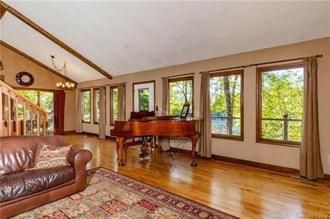 23 Uloque Ct, Brevard, NC 28712 photo 10