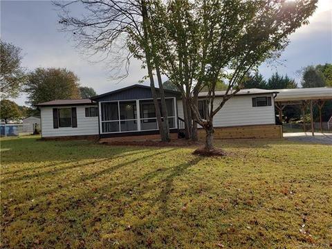 1954 Houston Mill Rd, Conover, NC 28613 photo 1
