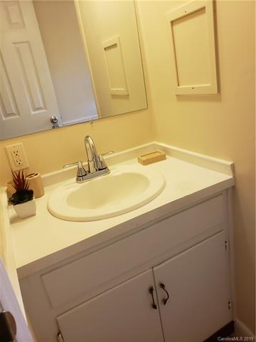 1954 Houston Mill Rd, Conover, NC 28613 photo 7