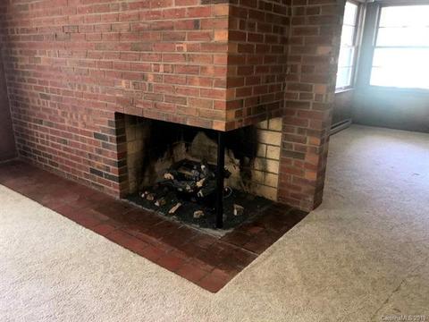 77 N Sunset Ln, Sylva, NC 28779 photo 7