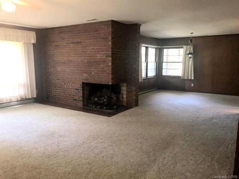 77 N Sunset Ln, Sylva, NC 28779 photo 6