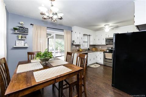 405 E 25th St, Kannapolis, NC 28083 photo 13