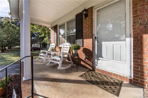 405 E 25th St, Kannapolis, NC 28083 photo 5