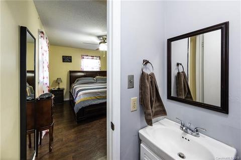 405 E 25th St, Kannapolis, NC 28083 photo 20