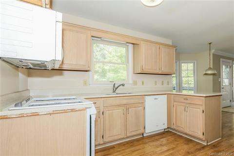 522 Robin Dr, Monroe, NC 28112 photo 12