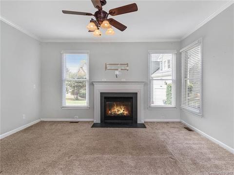 8909 Oakmoor Ct, Cornelius, NC 28031 photo 4