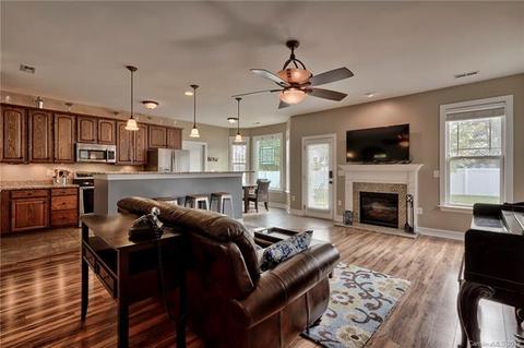 9407 Glenecho Dr, Cornelius, NC 28031 photo 11