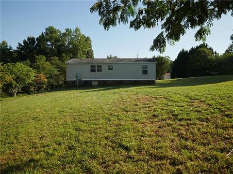 1679 Yoder Farm Rd, Hickory, NC 28602 photo 4