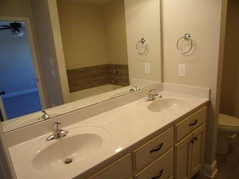 1359 Landsdowne Dr, Conover, NC 28613 photo 12