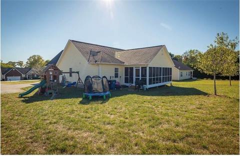 1774 Thomasville Rd, Conover, NC 28613 photo 5