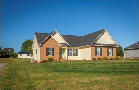 1774 Thomasville Rd, Conover, NC 28613 photo 2