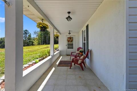 2301 Michael Dr, Lancaster, SC 29720 photo 4
