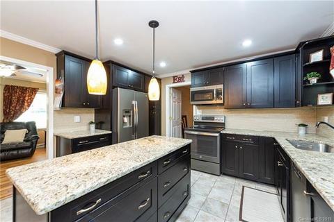 539 Oakhaven Dr, Lancaster, SC 29720 photo 12