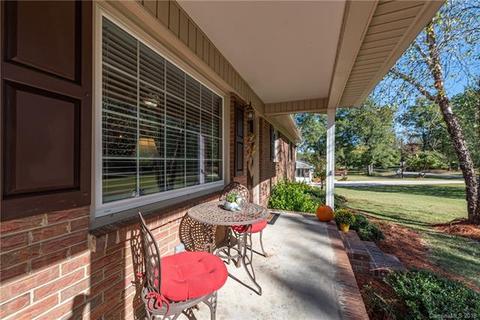 539 Oakhaven Dr, Lancaster, SC 29720 photo 5