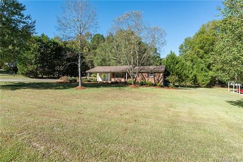 539 Oakhaven Dr, Lancaster, SC 29720 photo 1