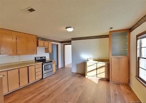 1050 Wiggins Rd, Clover, SC 29710 photo 6