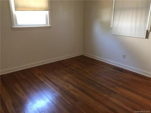 120 Stephens Dr, Morganton, NC 28655 photo 9