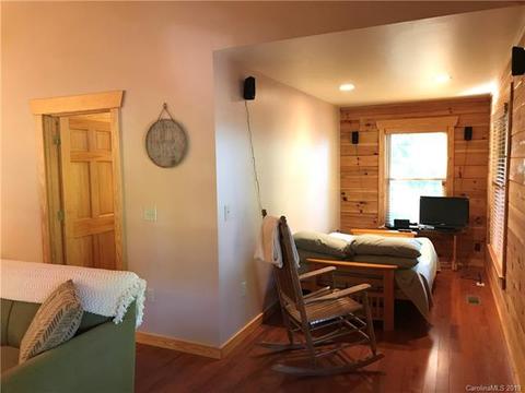 61 Old Forge Dr, Nebo, NC 28761 photo 9