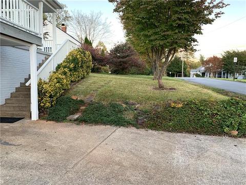 33 Monroe St, Brevard, NC 28712 photo 2