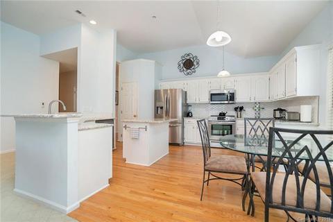 4308 Silvermere Way, Charlotte, NC 28269 photo 6