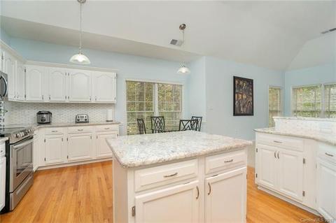 4308 Silvermere Way, Charlotte, NC 28269 photo 8