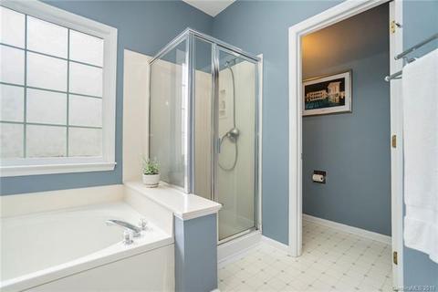 4308 Silvermere Way, Charlotte, NC 28269 photo 16