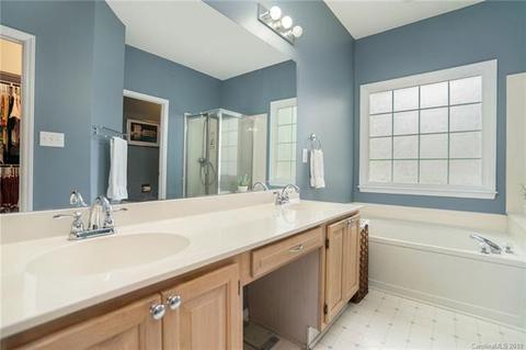 4308 Silvermere Way, Charlotte, NC 28269 photo 17