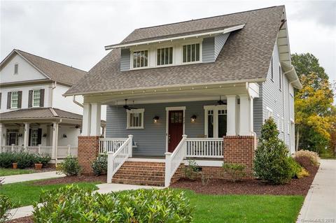 452 Beaty St, Davidson, NC 28036 photo 1