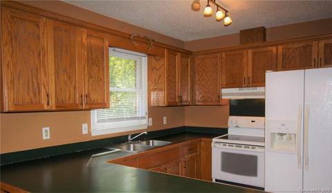909 Mauney Rd, Stanley, NC 28164 photo 8