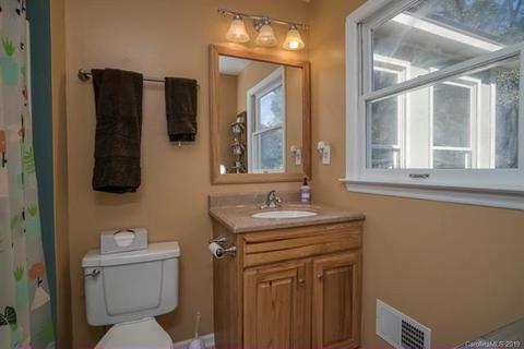 18100 Barnhardt Rd, Davidson, NC 28036 photo 16