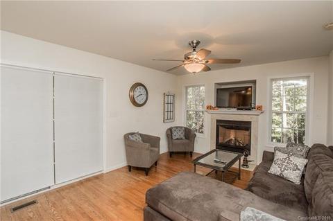 3771 Dellingdowns Dr, Denver, NC 28037 photo 5