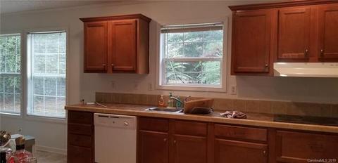 117 Glascow Dr, Biscoe, NC 27209 photo 3