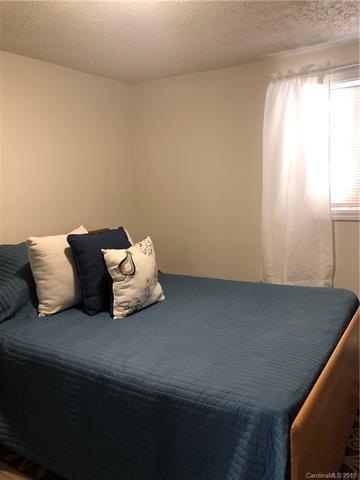 726 Pine St, Kannapolis, NC 28081 photo 6