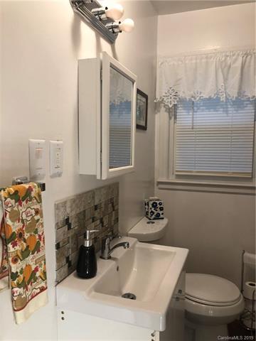 726 Pine St, Kannapolis, NC 28081 photo 17