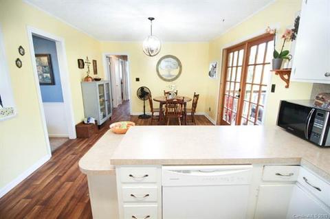 581 Causby Rd, Morganton, NC 28655 photo 9