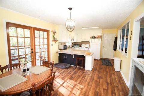 581 Causby Rd, Morganton, NC 28655 photo 8