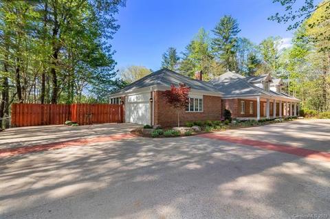61 Ashton Ln, Brevard, NC 28712 photo 2