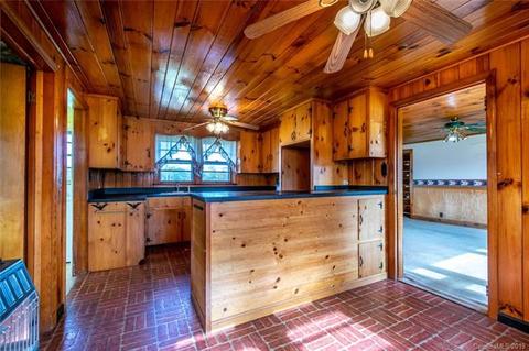 364 Eade Rd, Etowah, NC 28729 photo 9