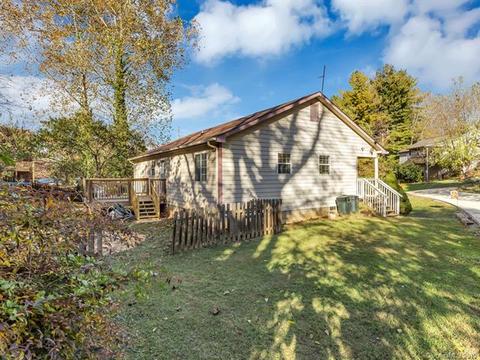 44 Mayfair Dr, Clyde, NC 28721 photo 11