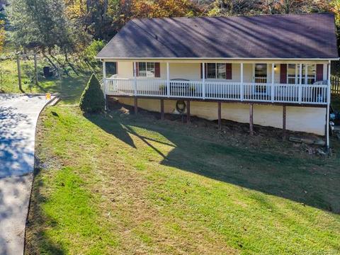 44 Mayfair Dr, Clyde, NC 28721 photo 1