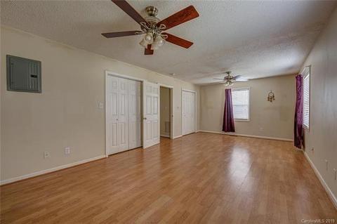 2006 Pineview Dr, Shelby, NC 28150 photo 13