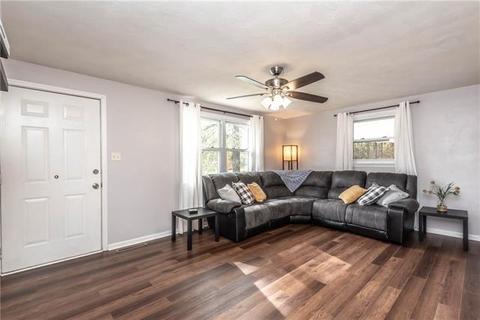 814 4th St, Conover, NC 28613 photo 4