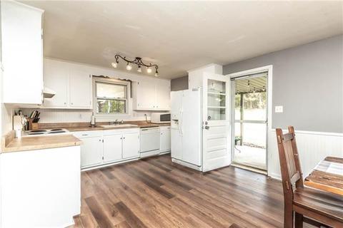 814 4th St, Conover, NC 28613 photo 6